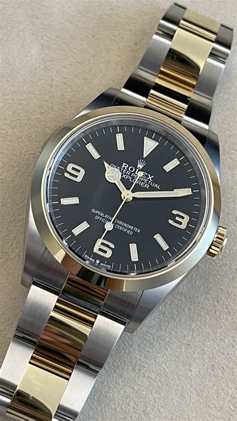 rolex explorer 1開箱|勞力士Explorer如何成為經典？回顧Rolex多代369腕錶歷史.